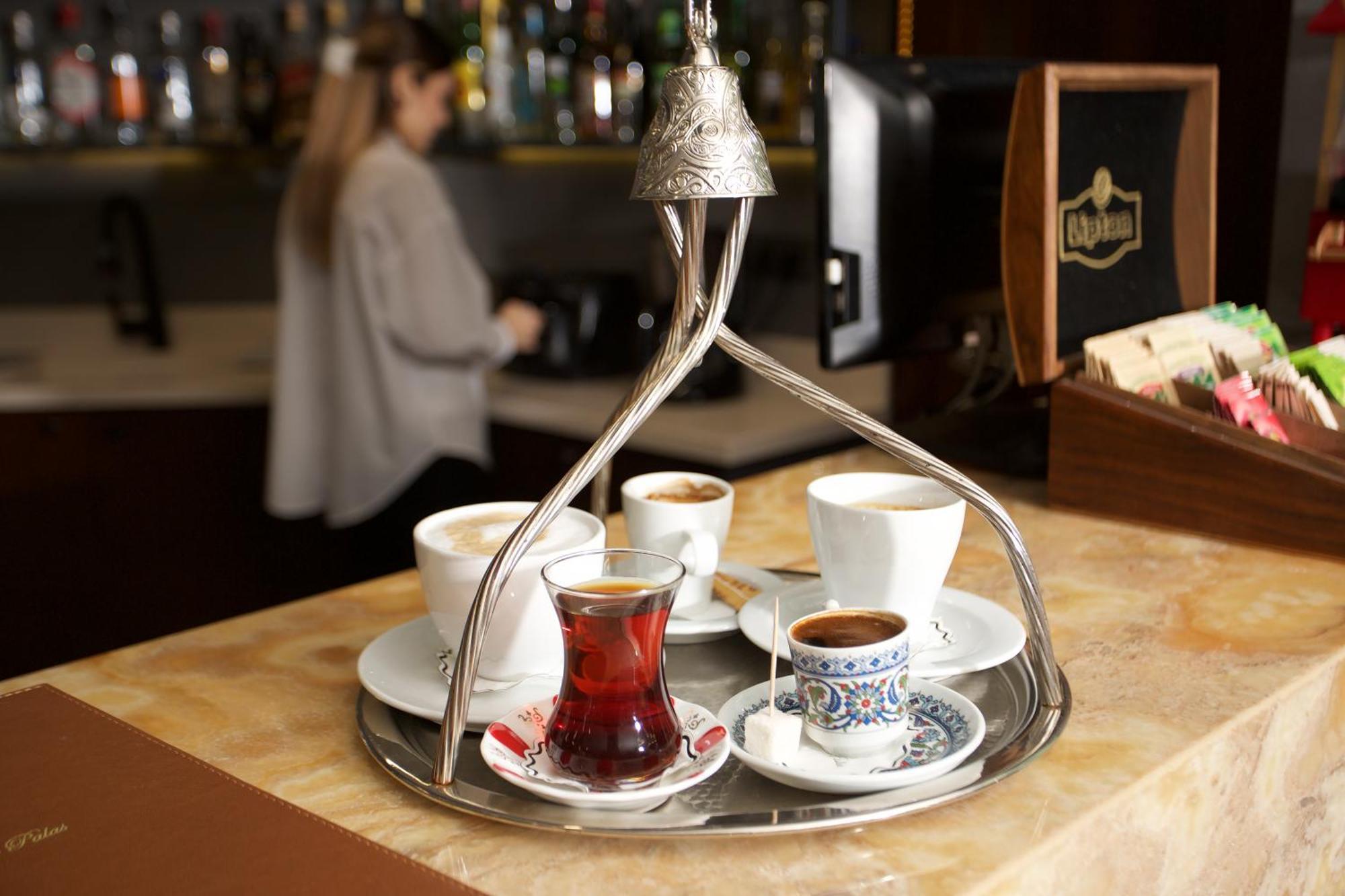 Bulvar Hotel 4*