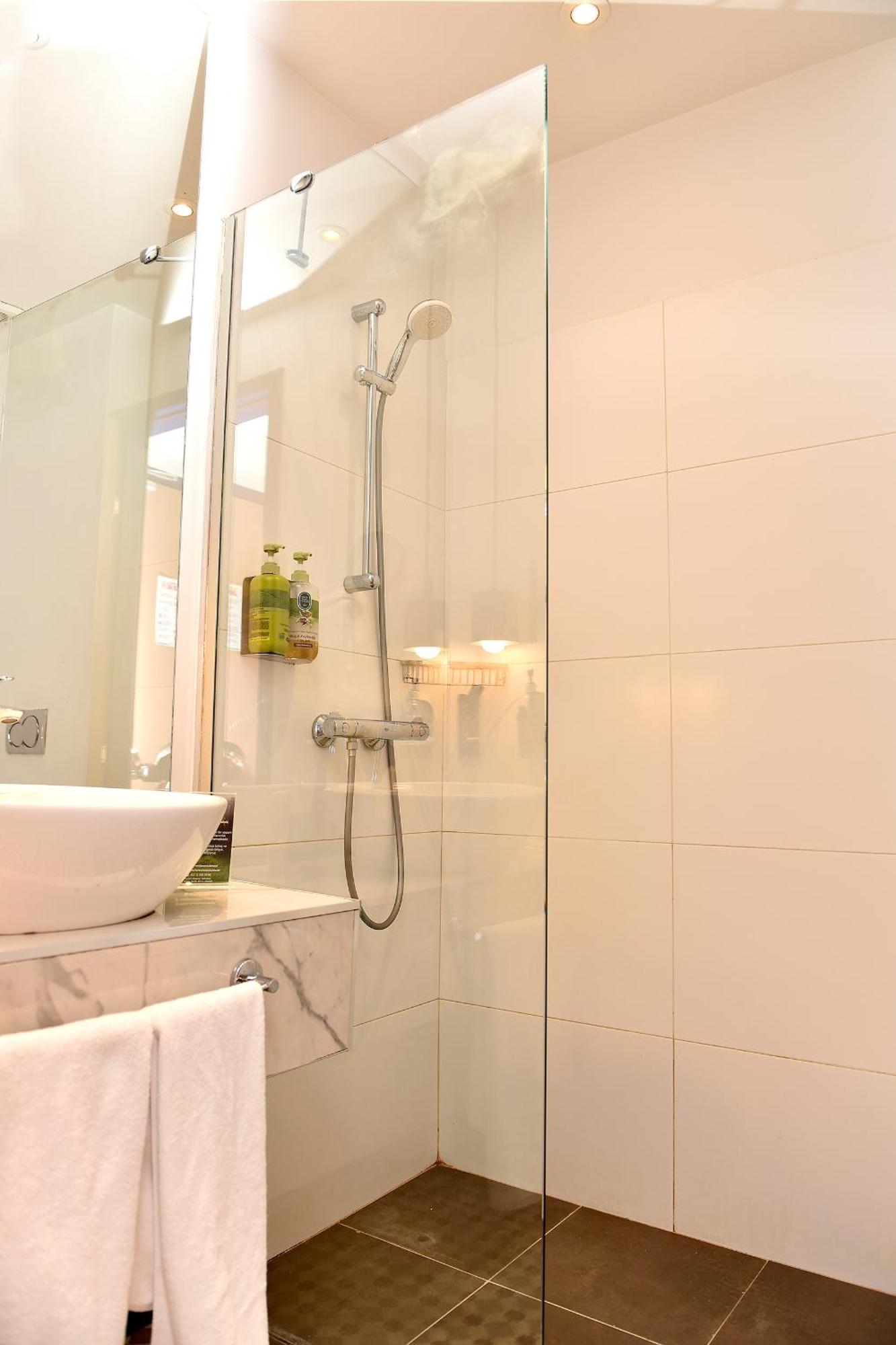 Levent Lavandula 3*