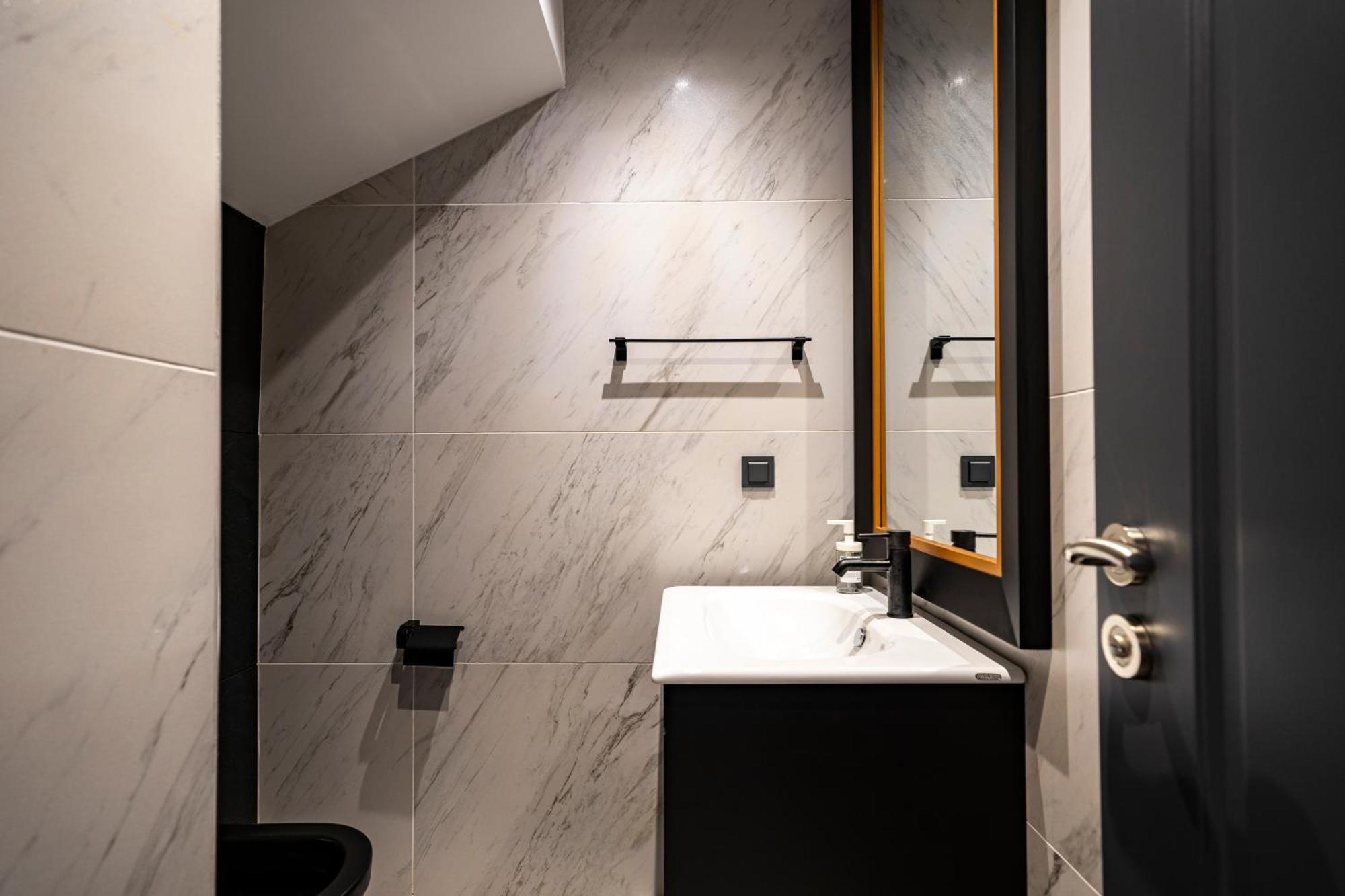 Beyoglu Benesta Residence, 2 Bedroom Duplex No-231 Istanbul
