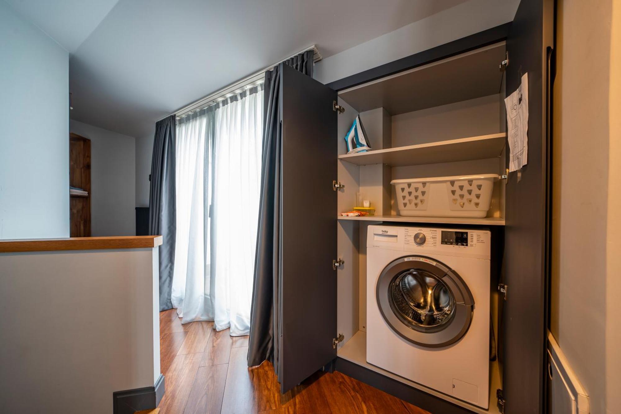 Beyoglu Benesta Residence, 2 Bedroom Duplex No-205 Apartment Istanbul