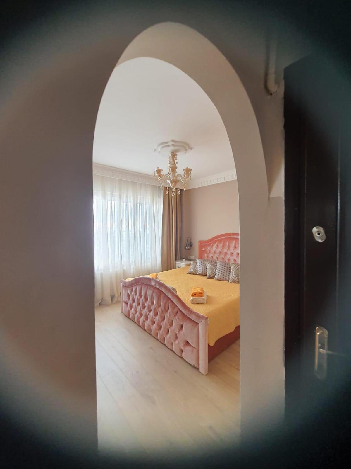 Apartment Sea View Flat - Includes Turkish Bath In Old Town.