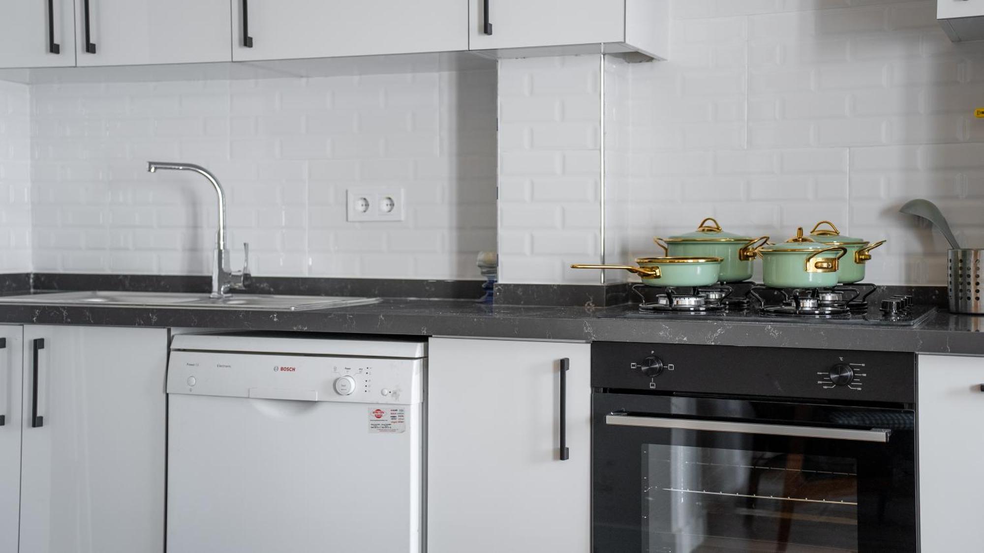 Cozy Flat In Kadikoey 2br New Hou Istanbul