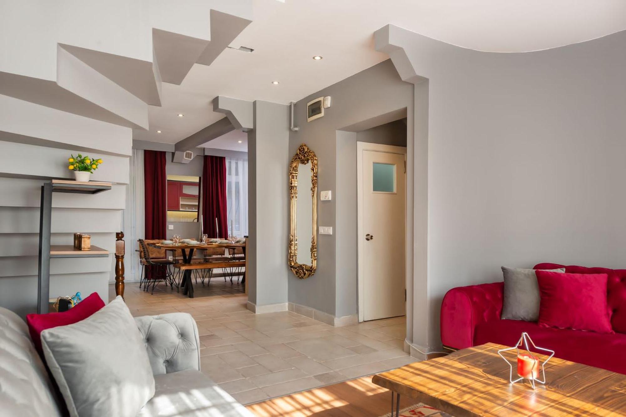 Bright Duplex Aparthotel *