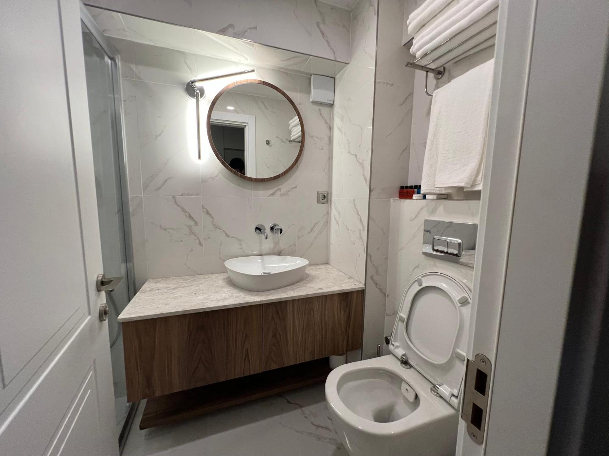 Otel Iris