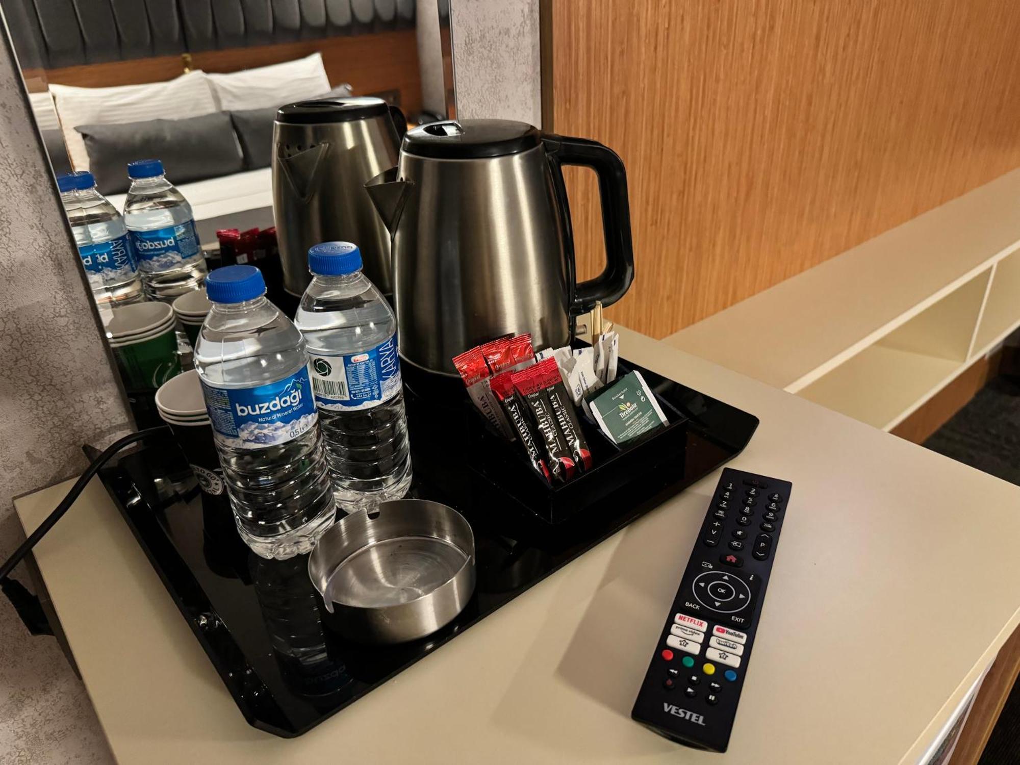 Hotel E5 Park 3*