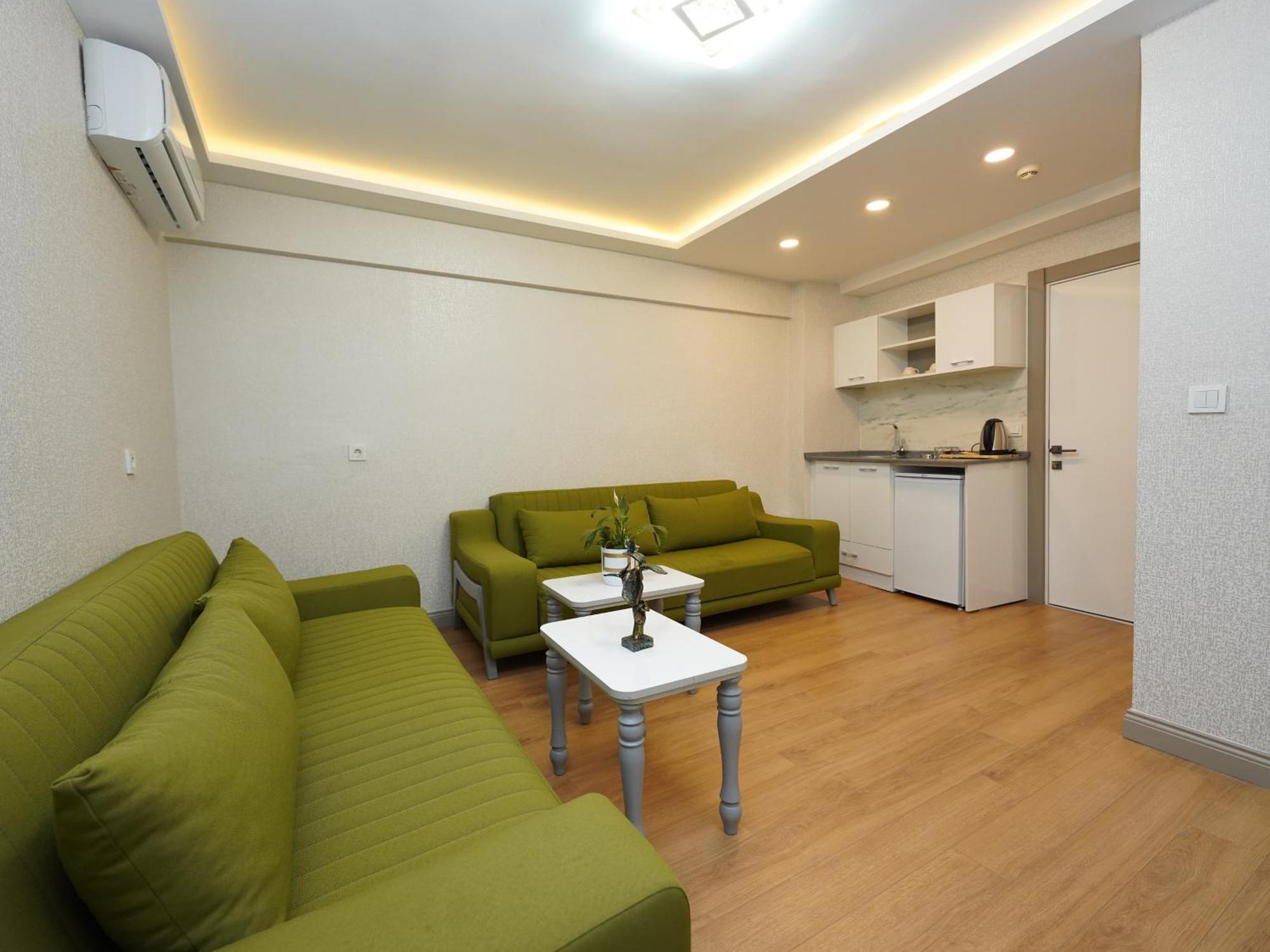 Gazelle Hotel