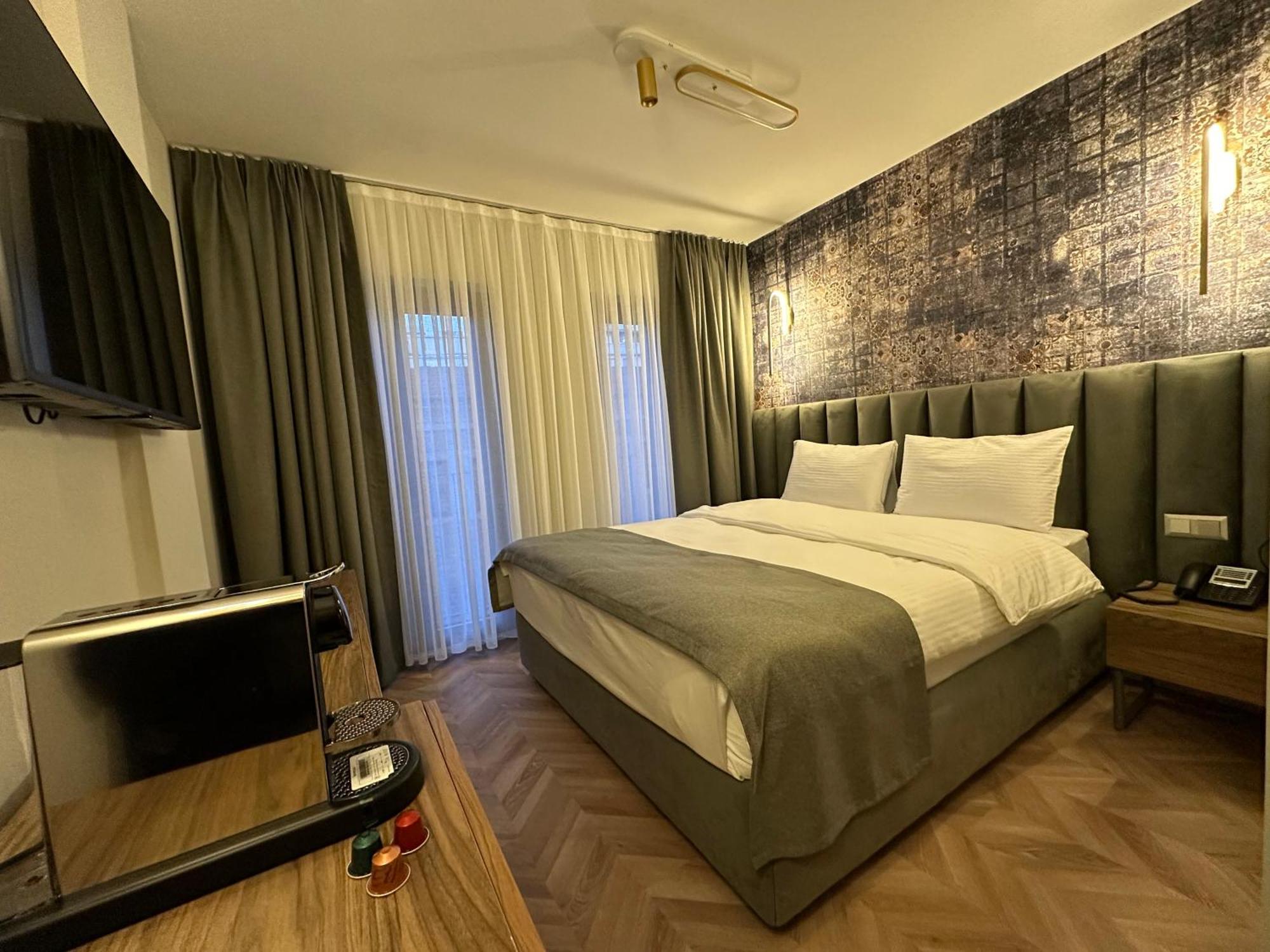 Otel Iris