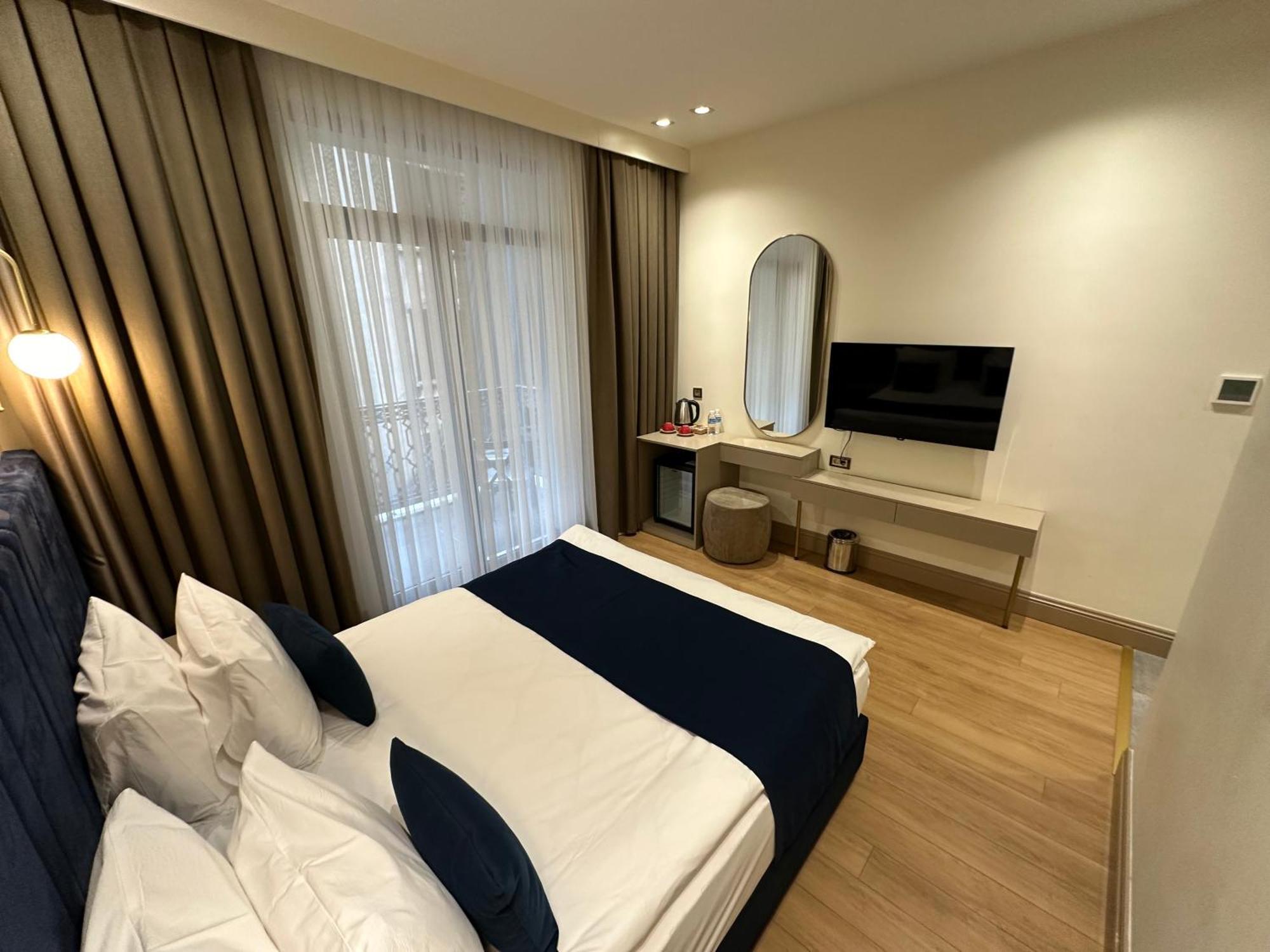 Hotel Taksim Bosphorus 3*