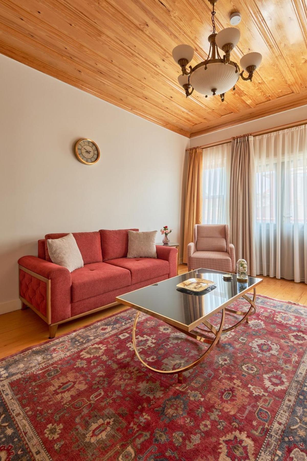 Nostalgic & Comfortable Historical Home! Villa Istanbul