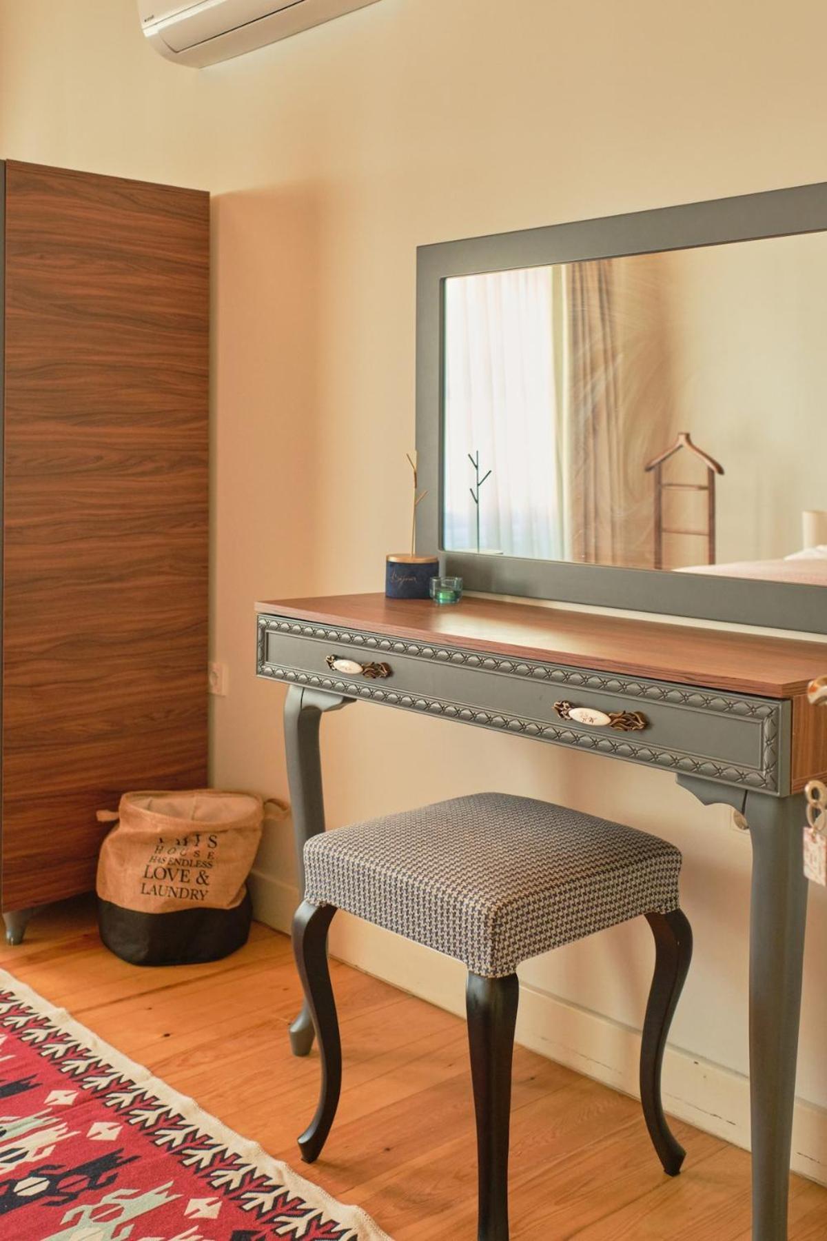 Villa Nostalgic & Comfortable Historical Home!