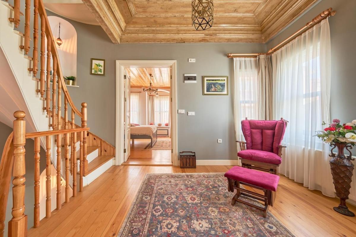 Nostalgic & Comfortable Historical Home! Villa