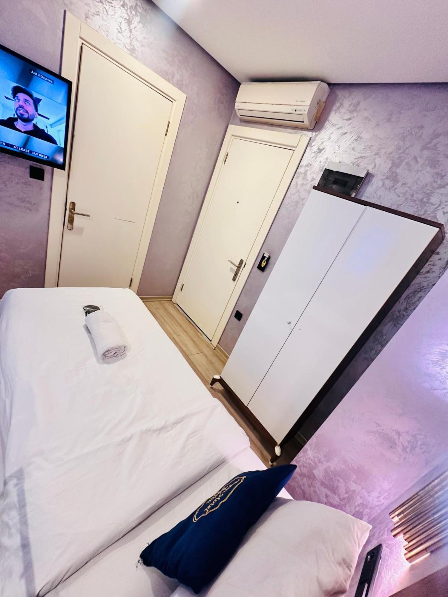 Otel Center Allyon 3*