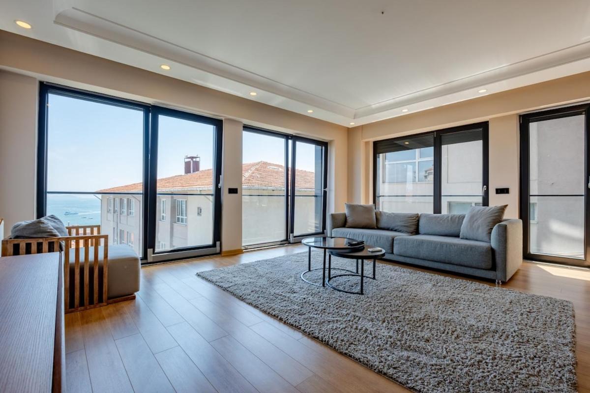 Chic Bosphorus View Apartment Istanbul