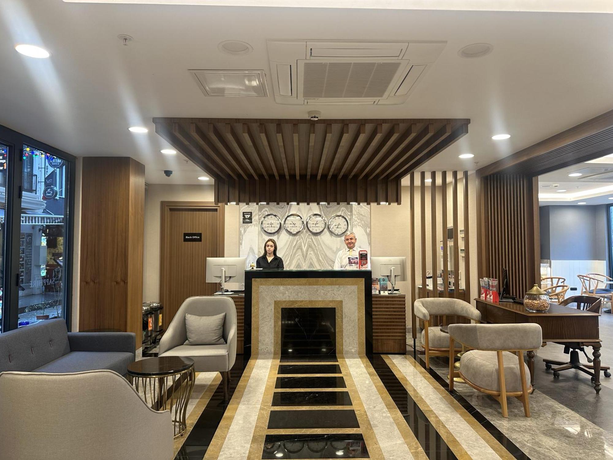 Otel Sapphire 4*