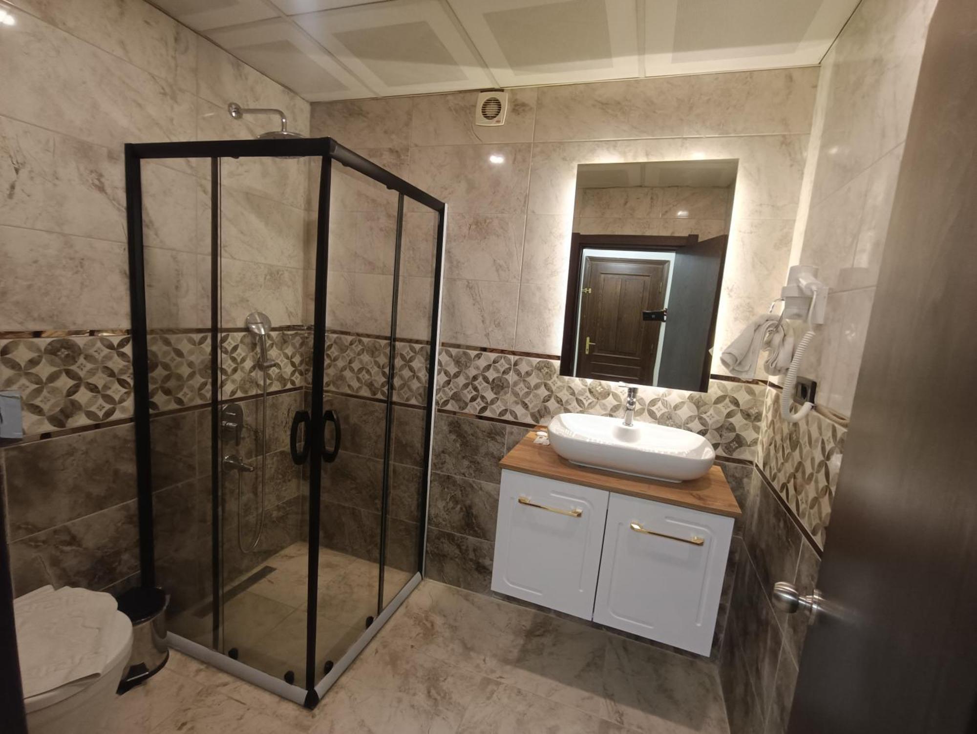 Hotel Sofia 3*