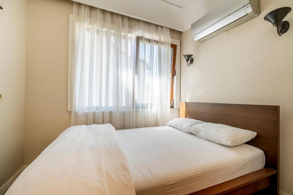 Spacious Apartment, 1-min To Taksim Square *