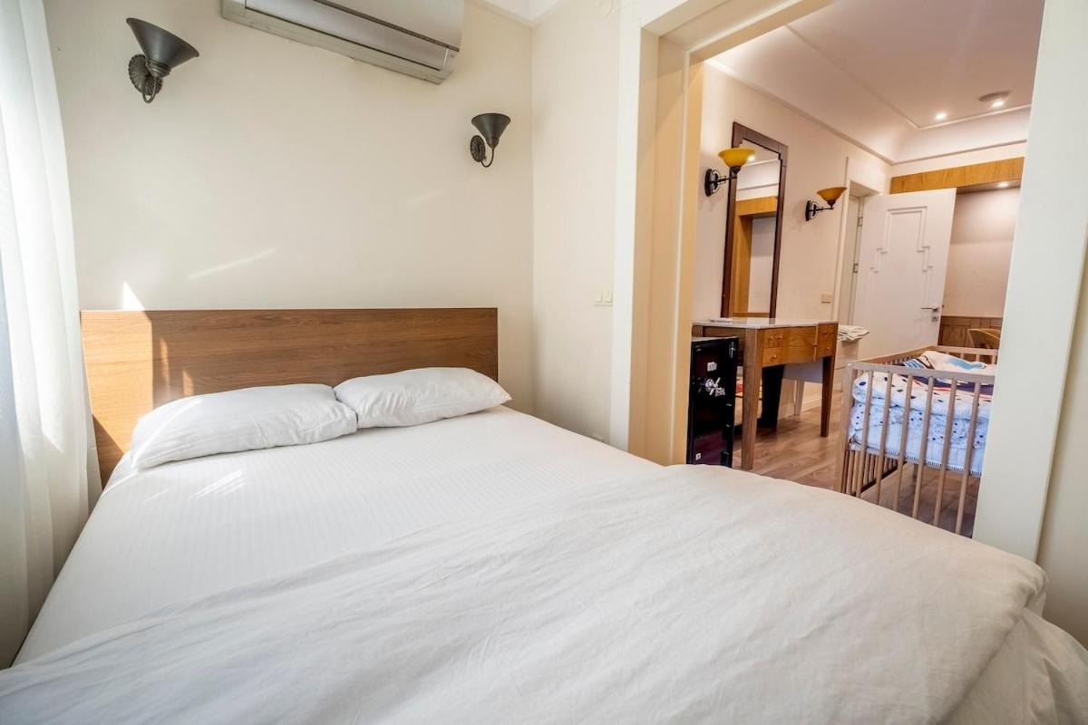 Spacious Apartment, 1-min To Taksim Square Apartment