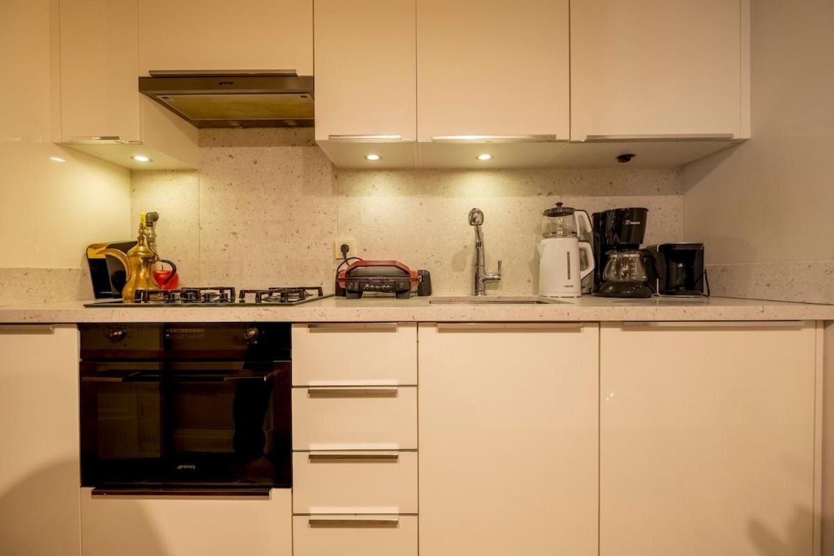 Spacious Apartment, 1-min To Taksim Square Istanbul