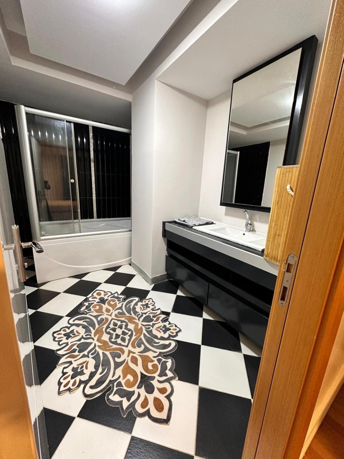 Aile Icin Uygun Bueyuek Merkezi Apartment