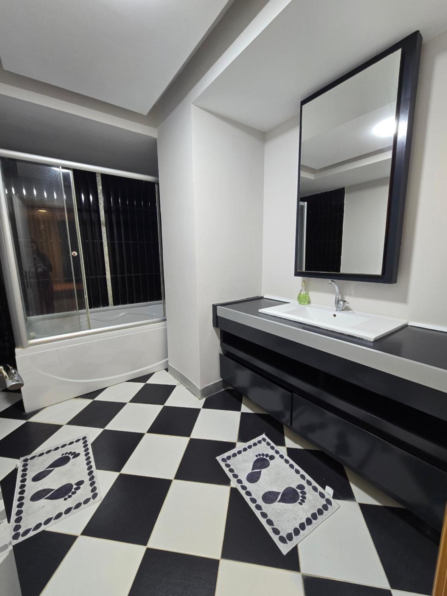 Apartment Aile Icin Uygun Bueyuek Merkezi Istanbul