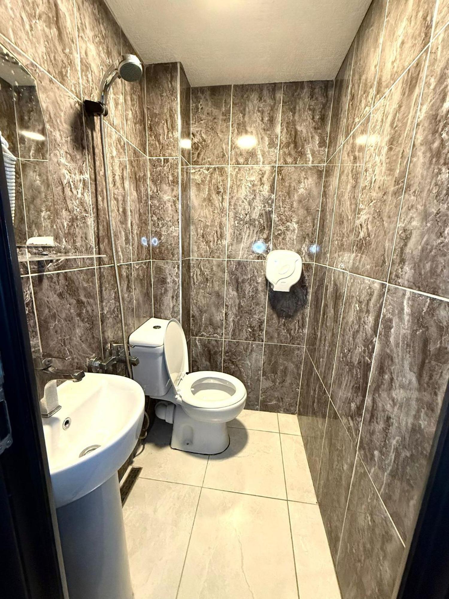 Hisar Hotel *