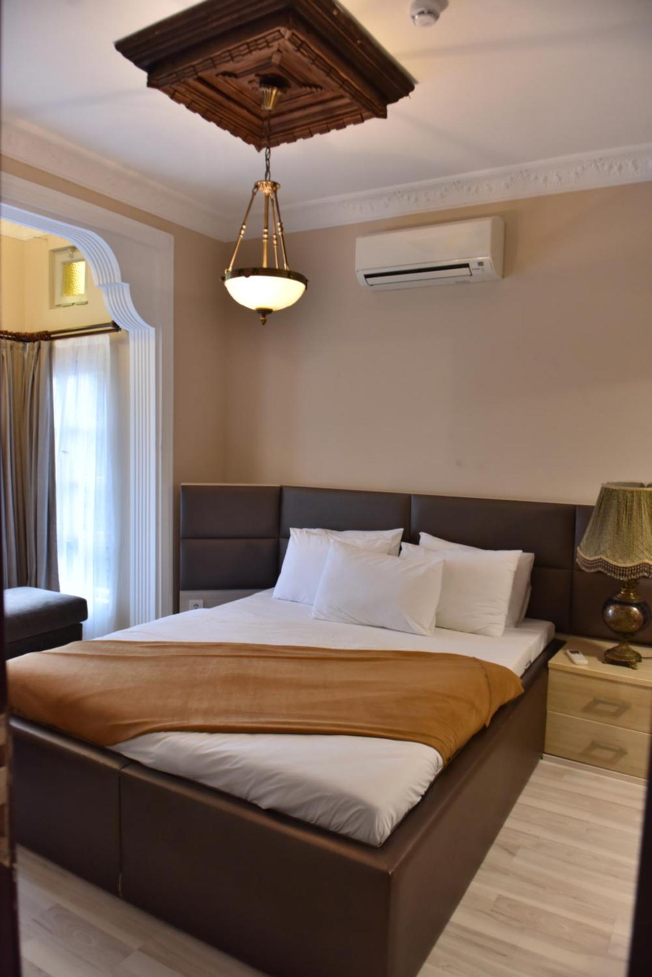 Hermes Country Club Hotel *