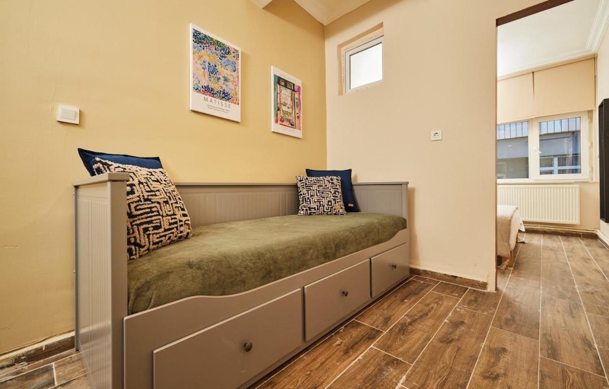 Stunning 3br 3bathroom 3ac Near Metro D3
