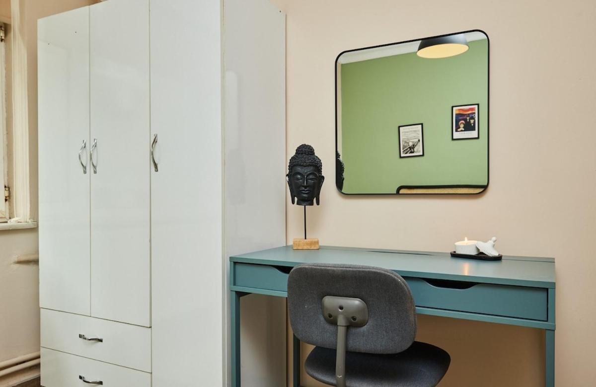 Apartment Stunning 3br 3bathroom 3ac Near Metro D2 Istanbul