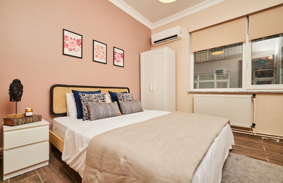 Stunning 3br 3bathroom 3ac Near Metro D1 Apartment Istanbul