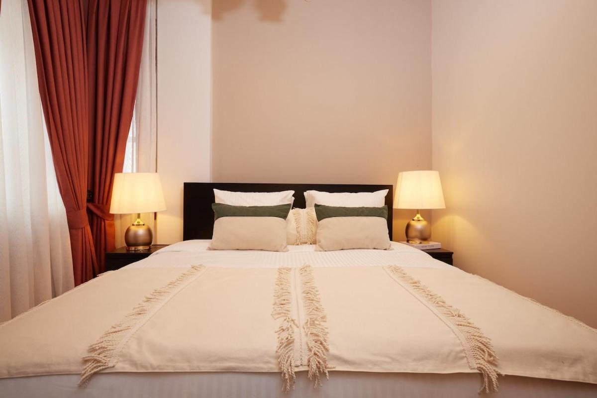 Spacious 2br W Ac Lift In Taksim - Kurabiye D3