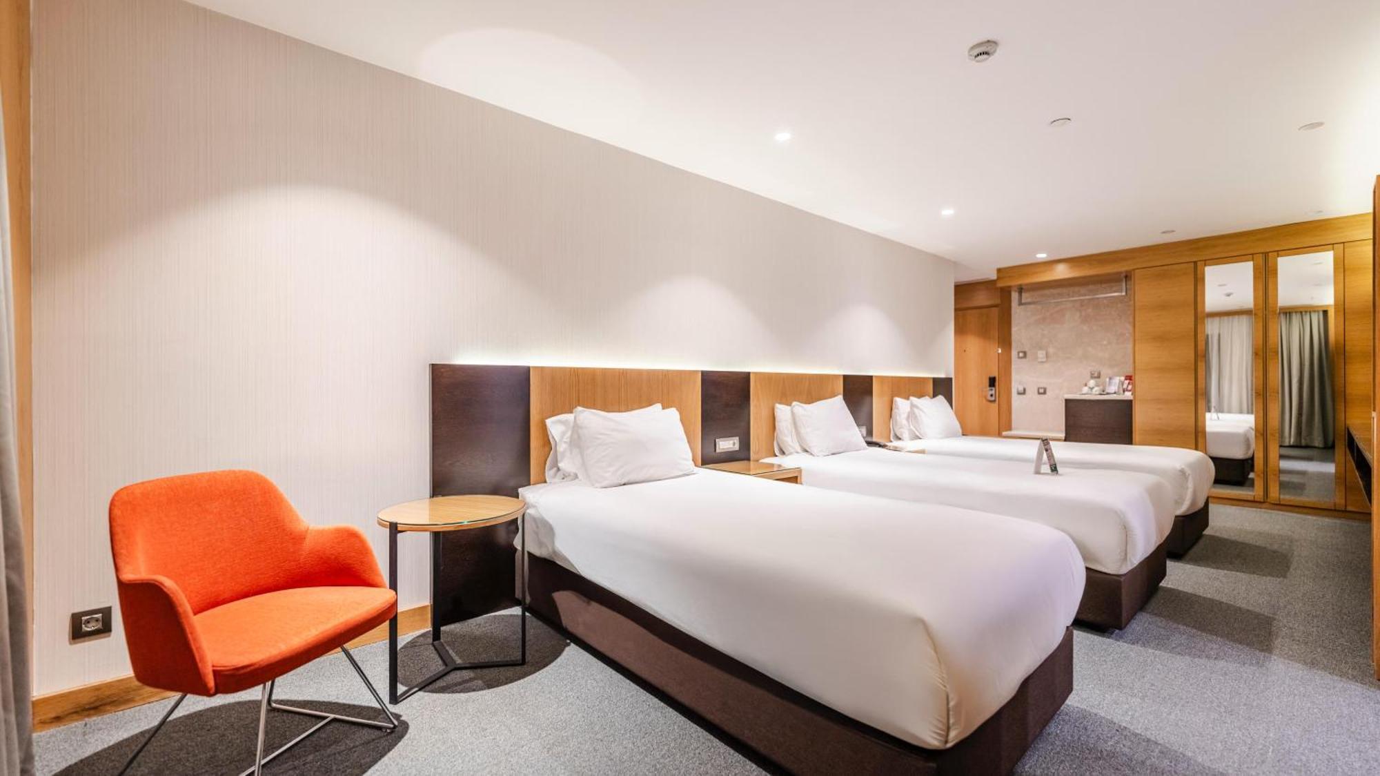 Lamartine Hotel 4*