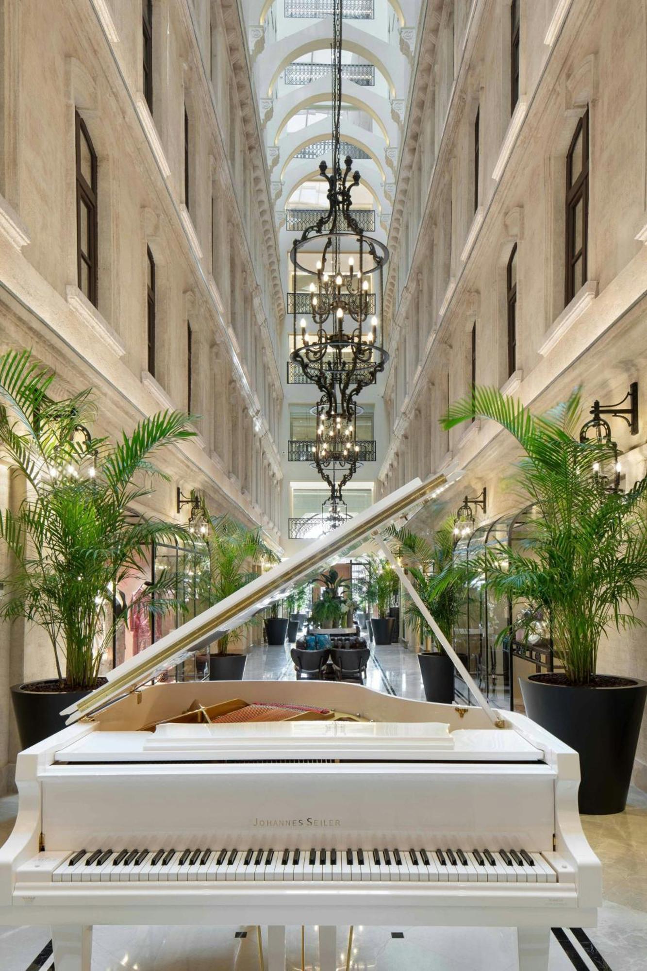 Jw Marriott Bosphorus Hotel 5*