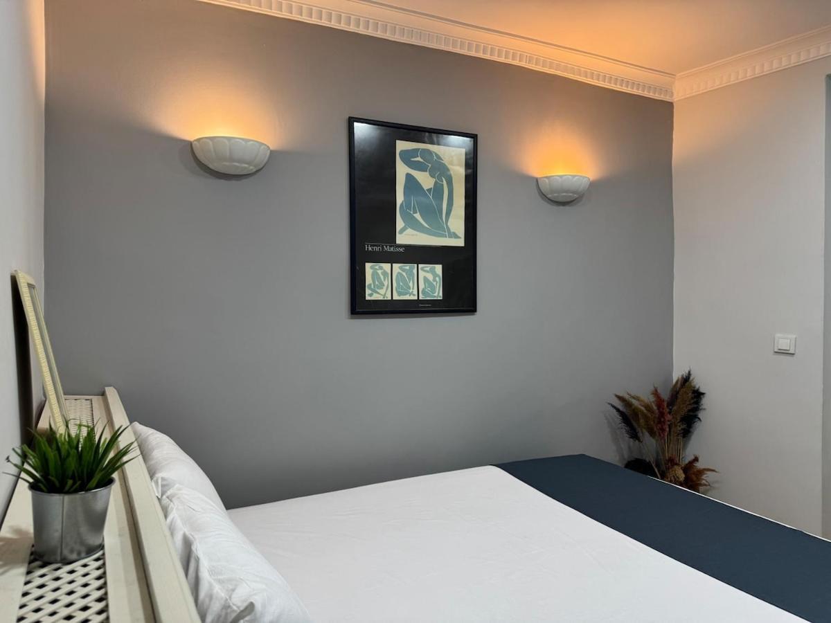 Apartment Perahomes For Light Sleeper Istanbul