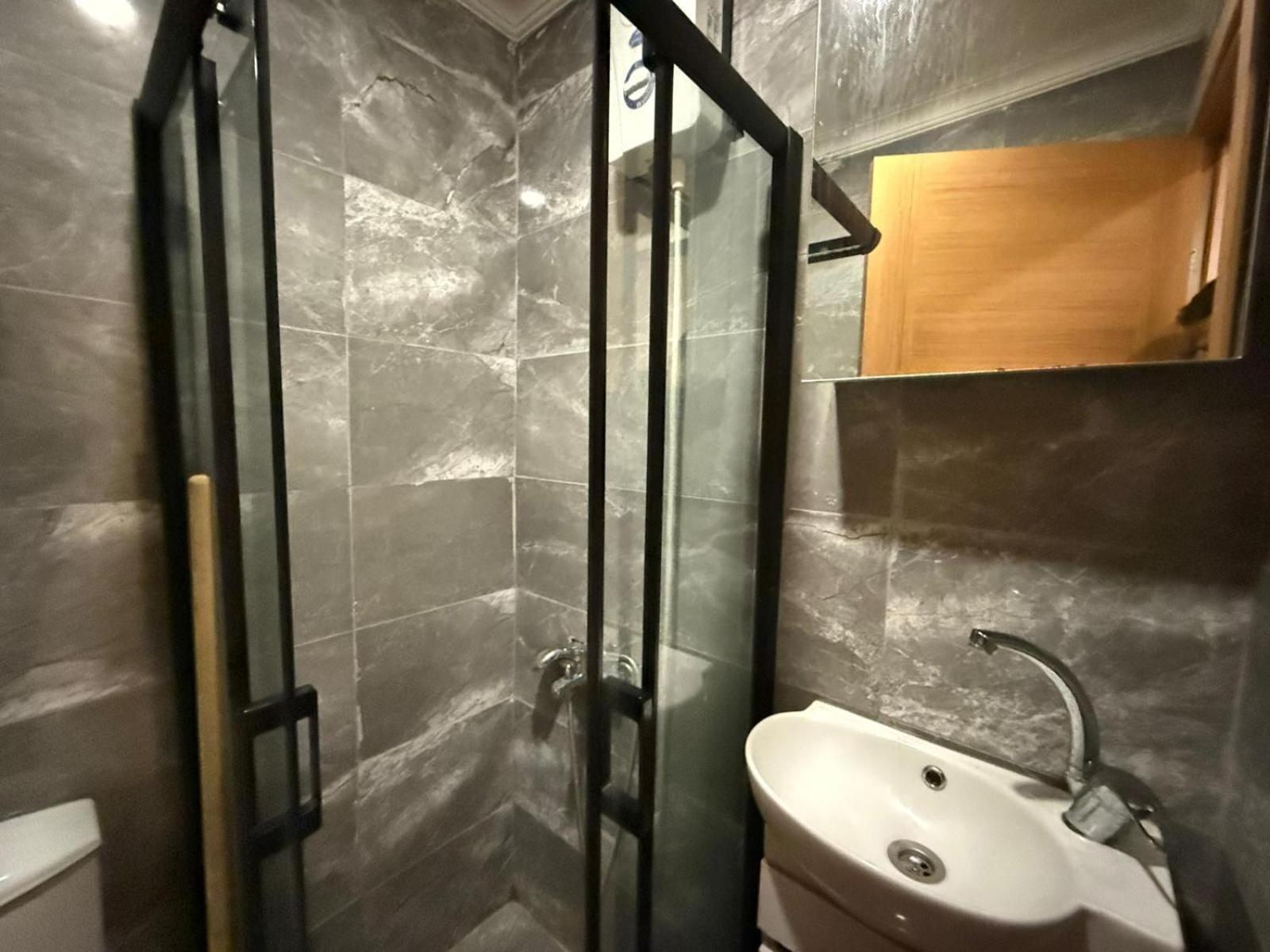 Game Suit Aparthotel *