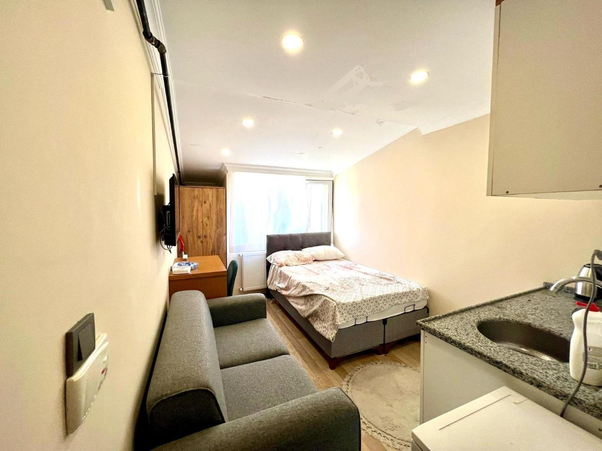 Game Suit Aparthotel *