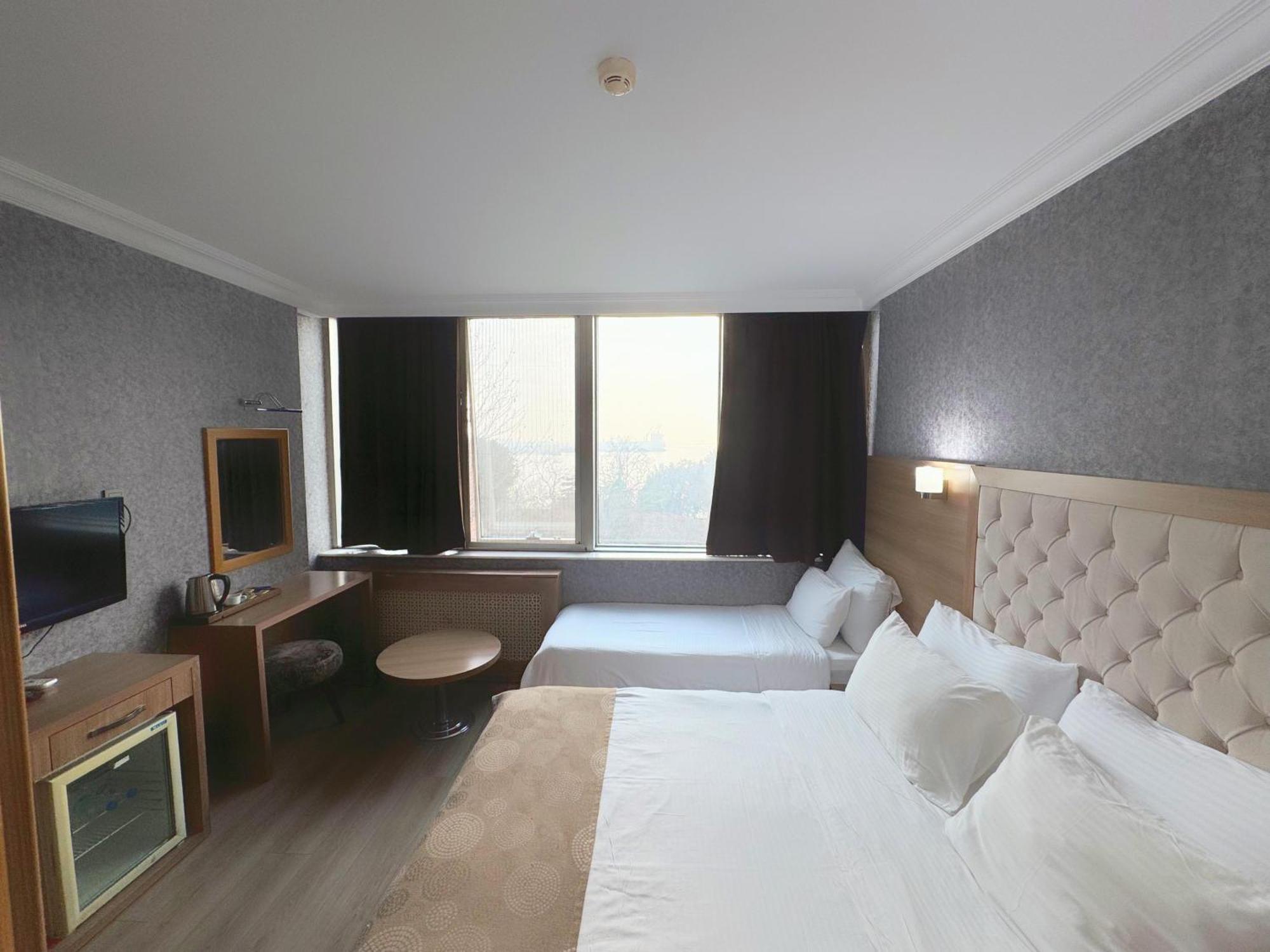 Otel Lounge