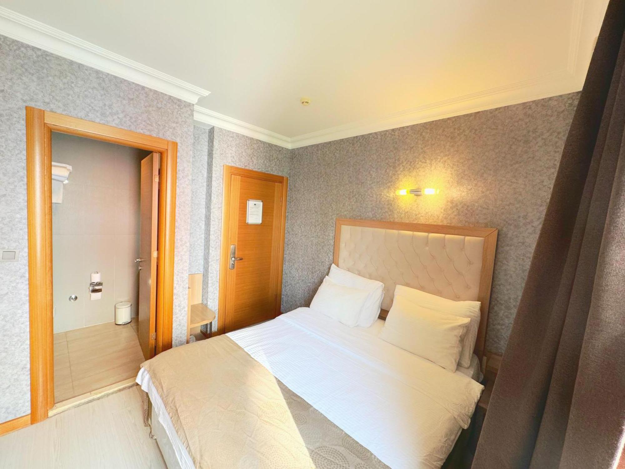 Otel Lounge 2*