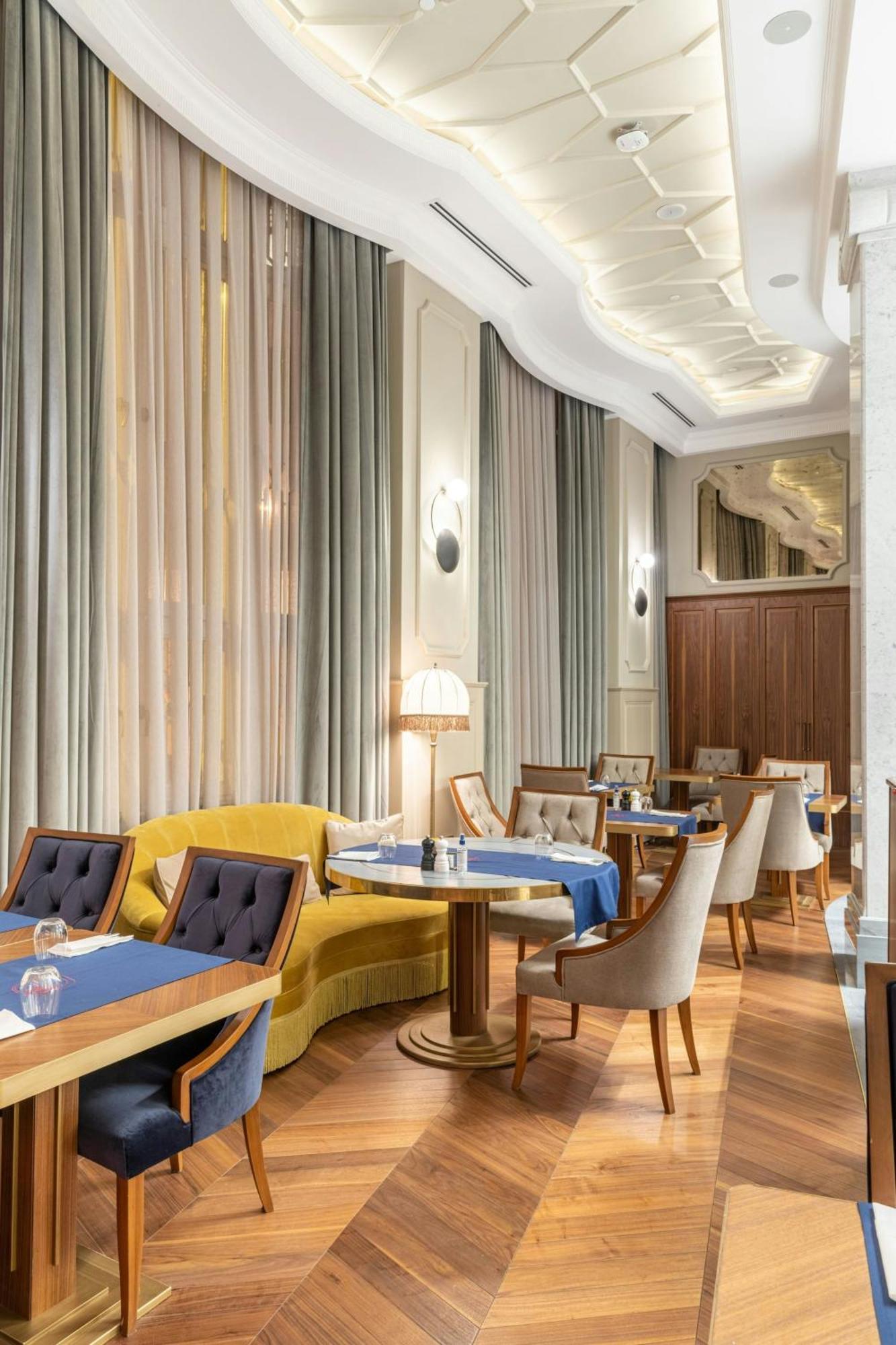 Orientbank Istanbul, Autograph Collection Otel 5*