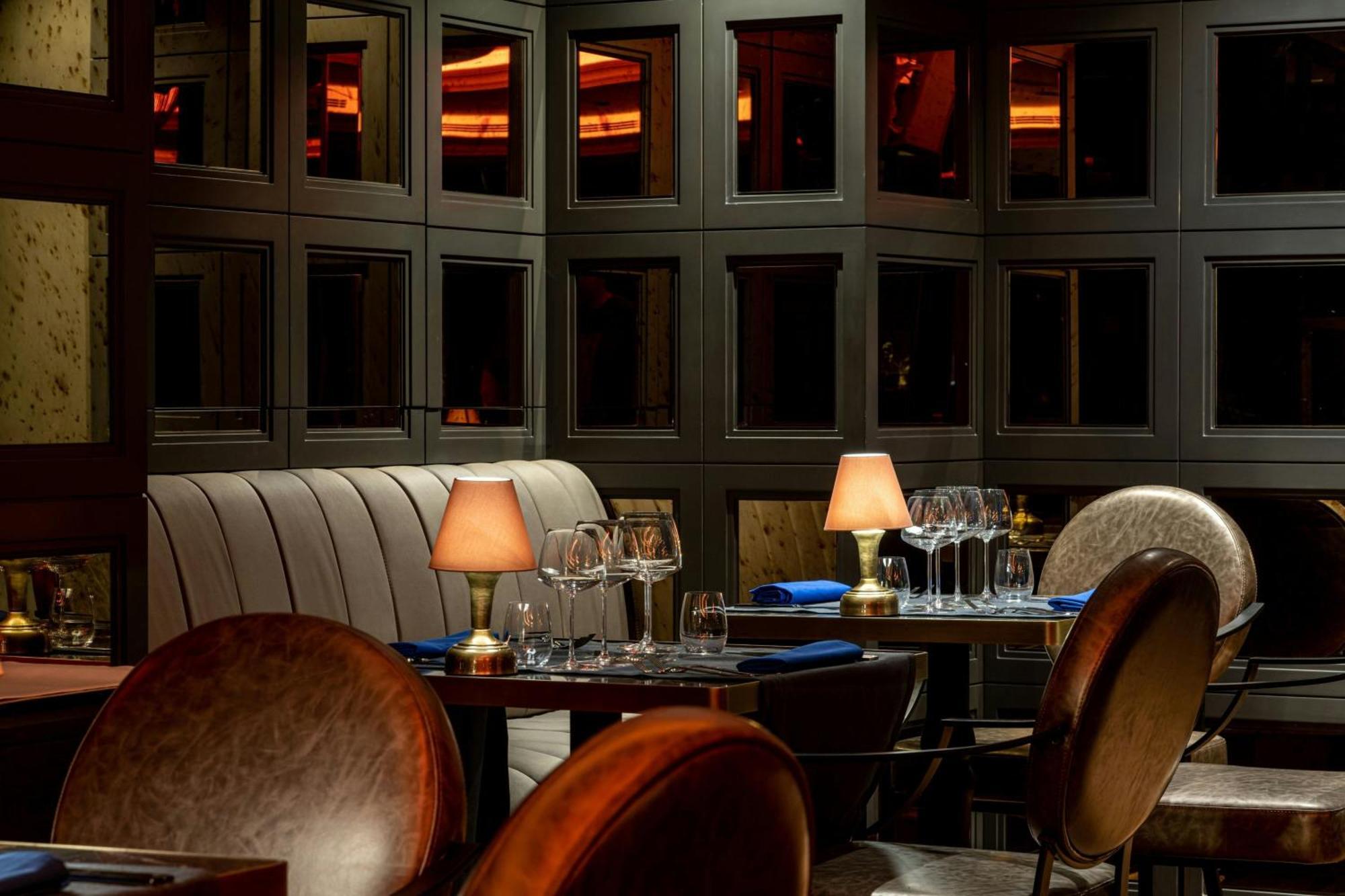 Orientbank Istanbul, Autograph Collection