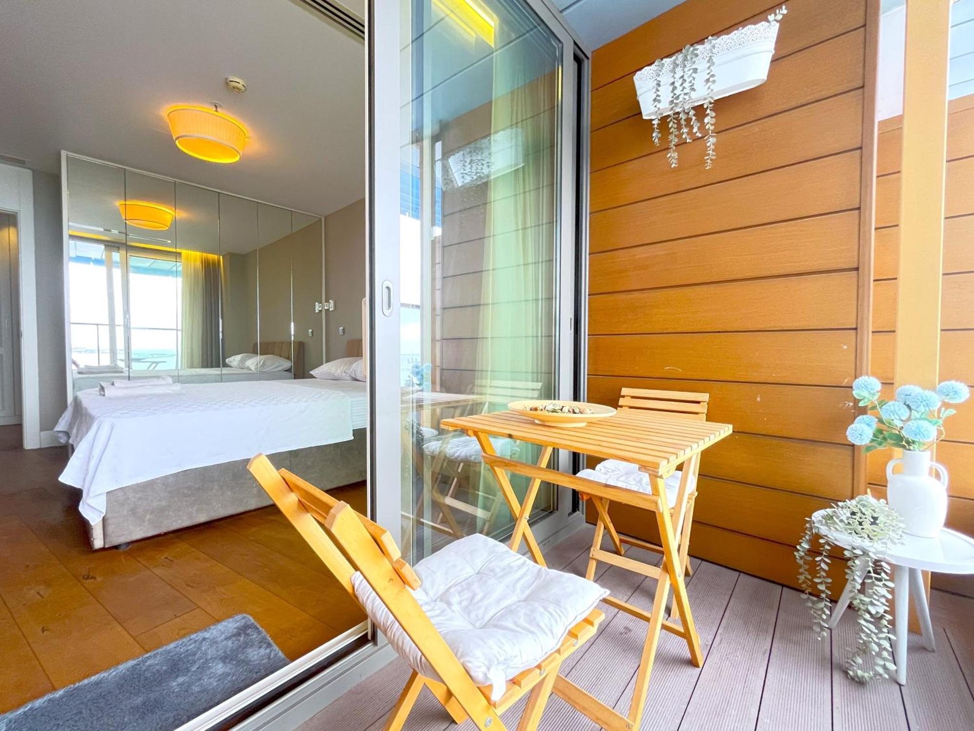 Ottomare Apartment *