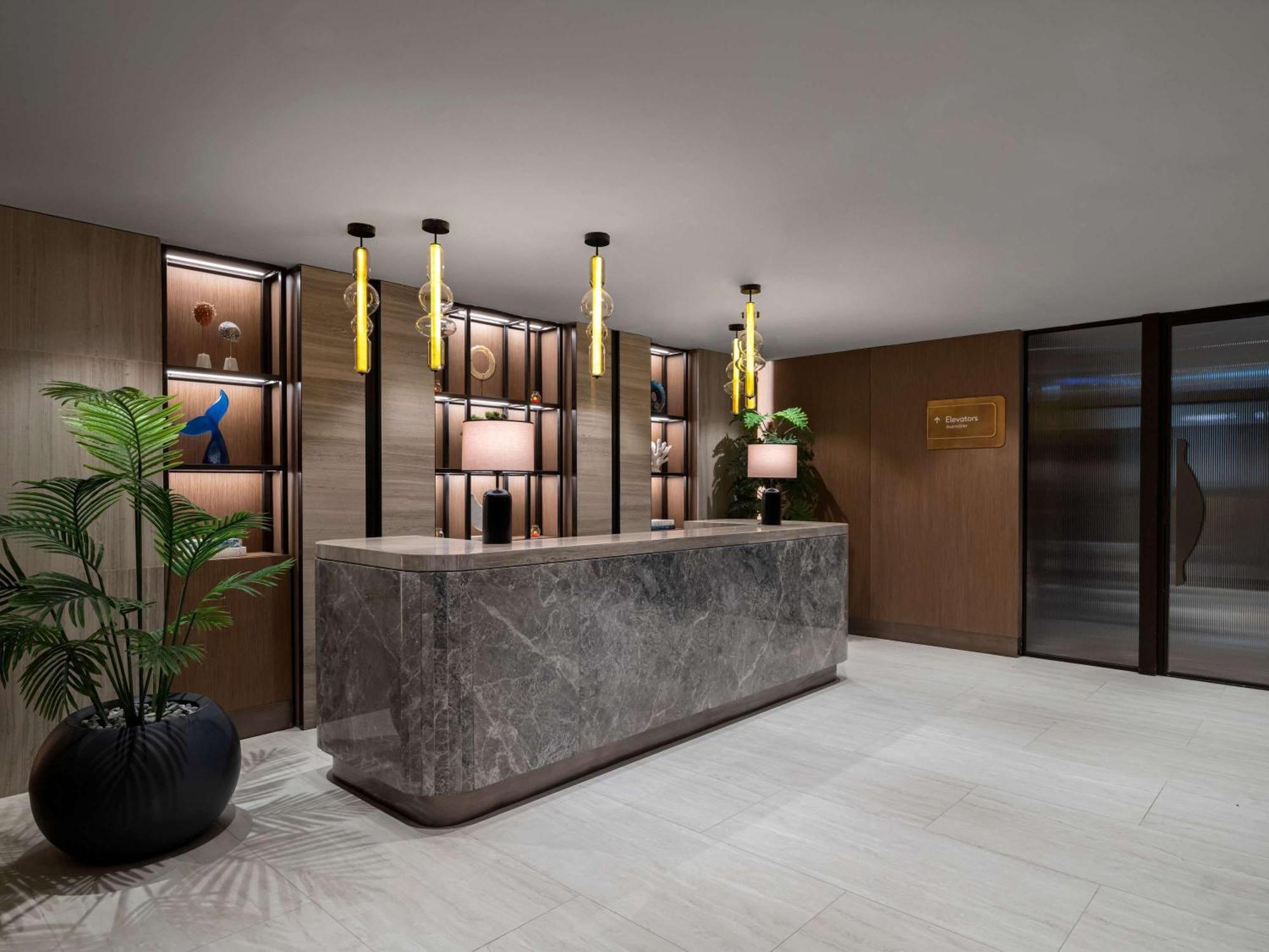 Moevenpick Living Saklivadi Hotel