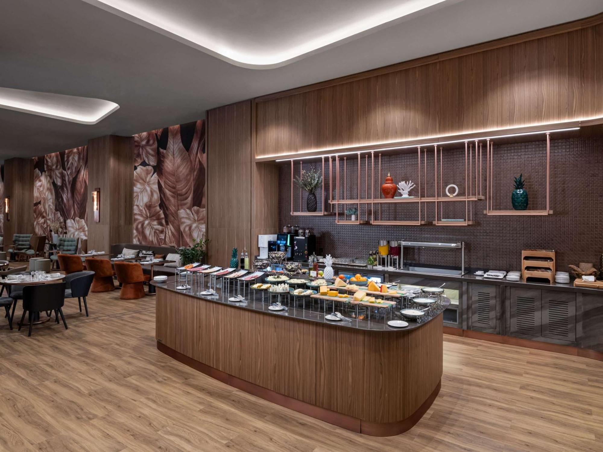 Moevenpick Living Saklivadi *