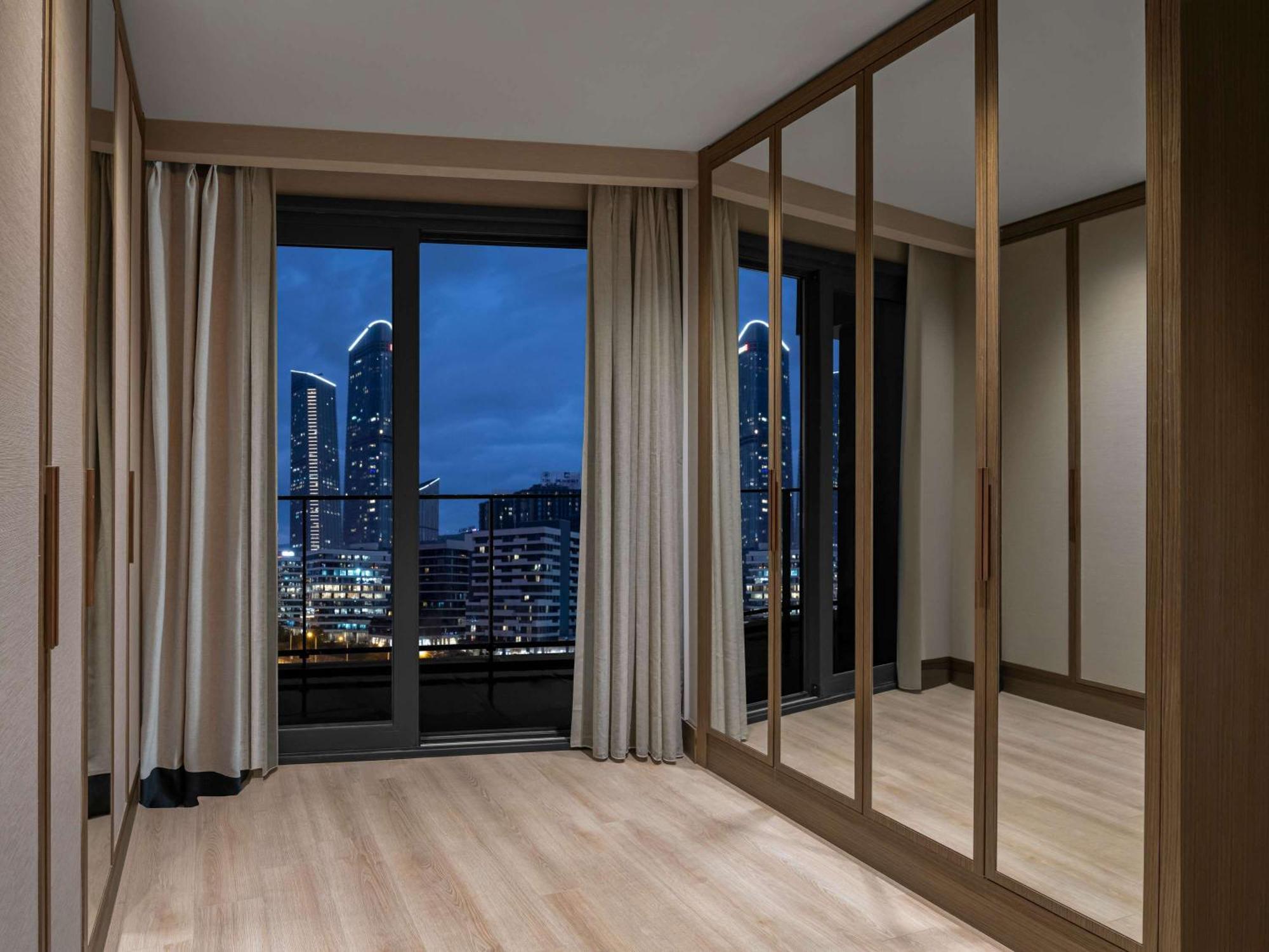 Moevenpick Living Saklivadi Hotel