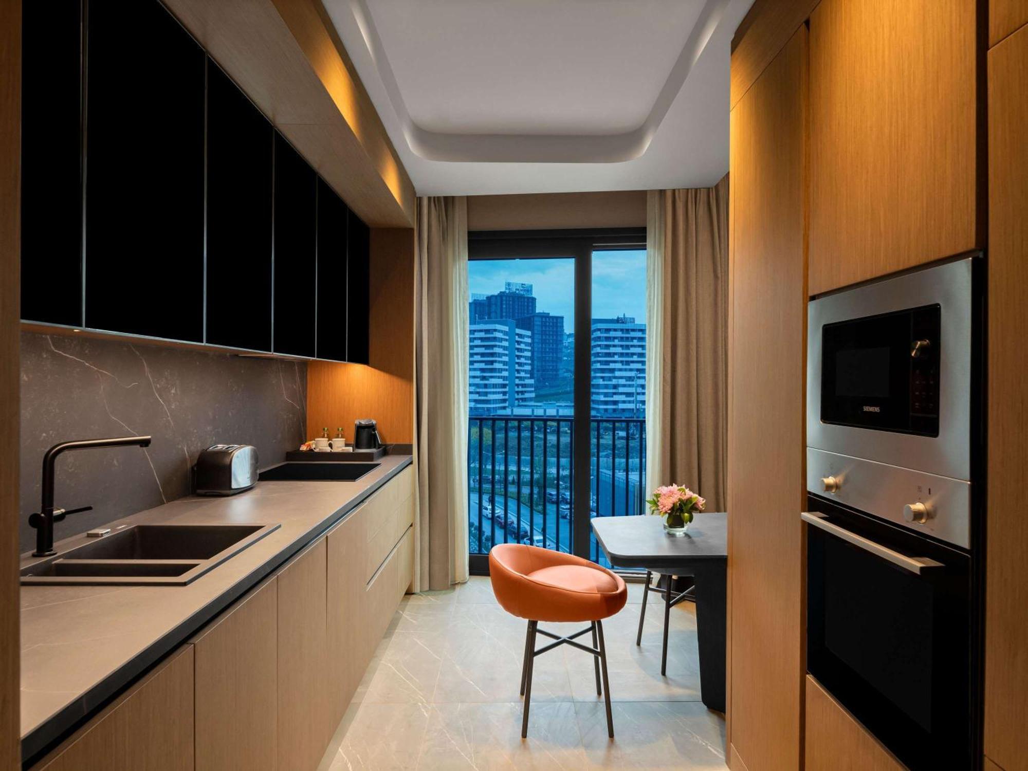 Moevenpick Living Saklivadi *