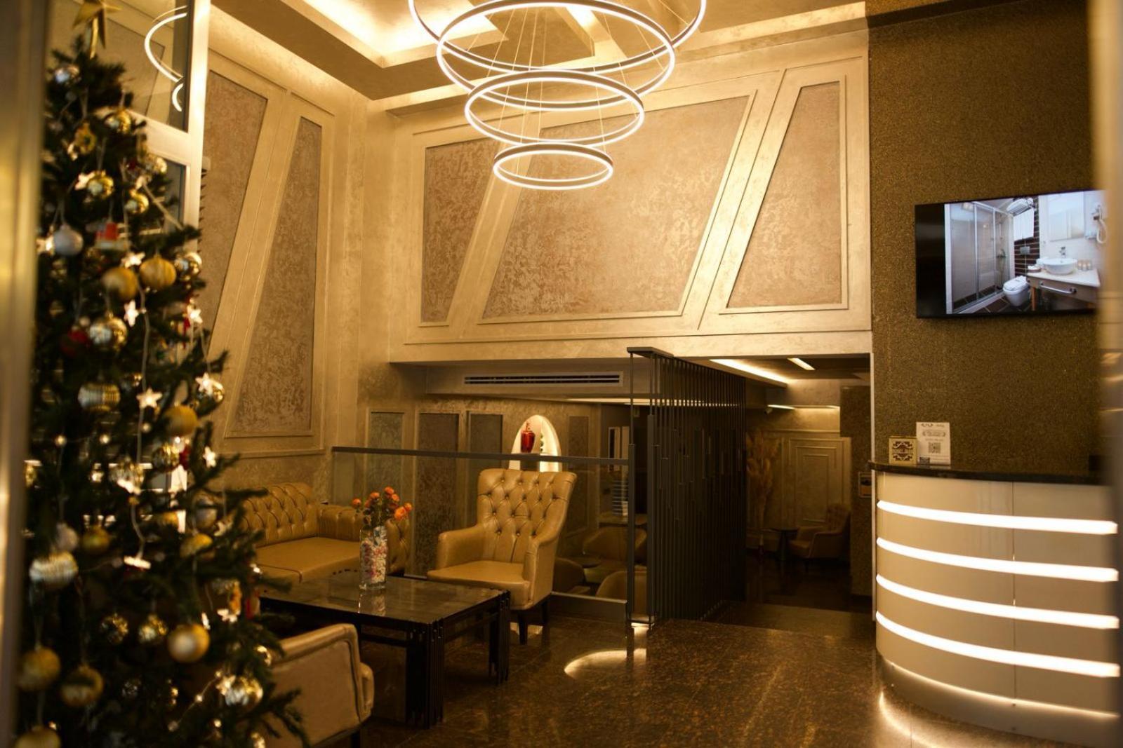 Nanda Hotel