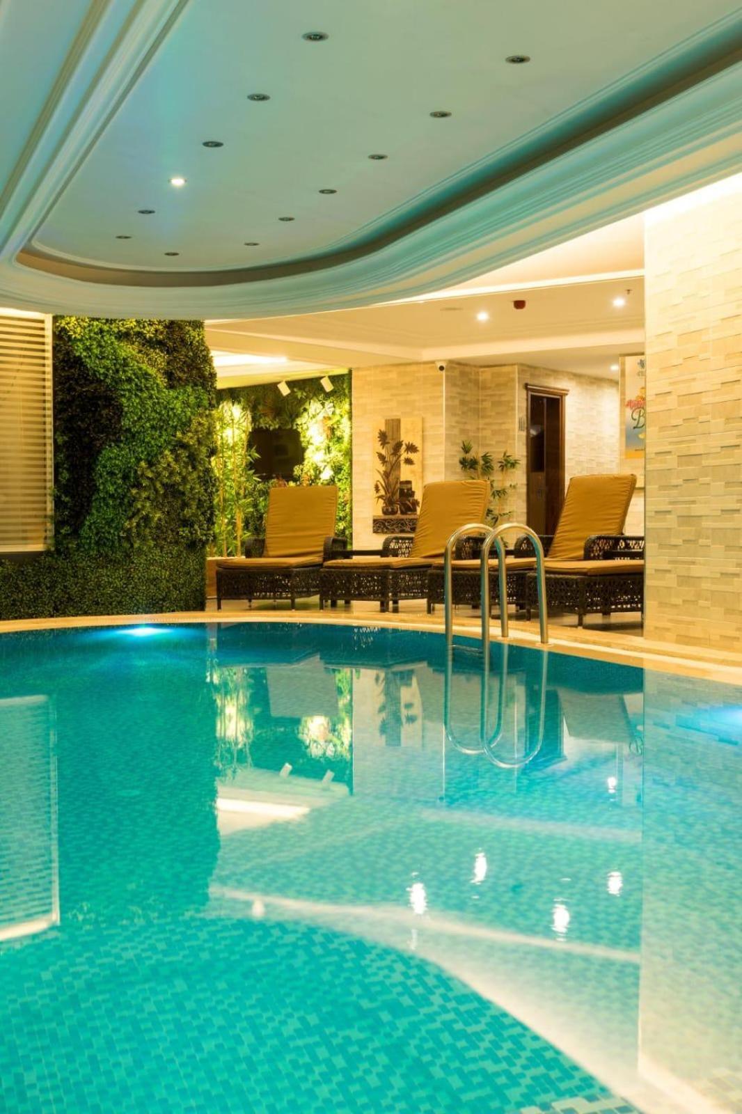 Felicity Hotel 3*