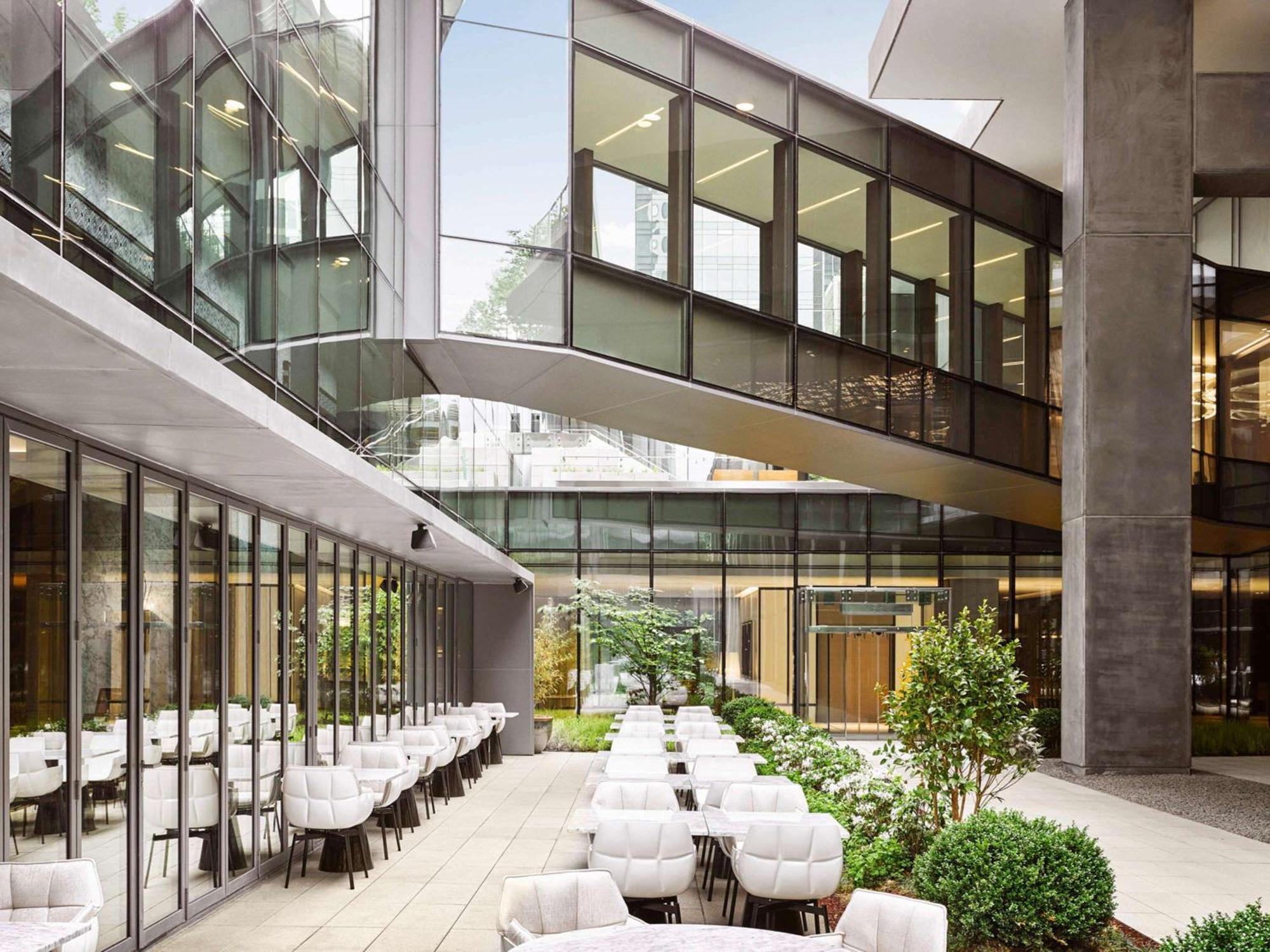 Fairmont Quasar
