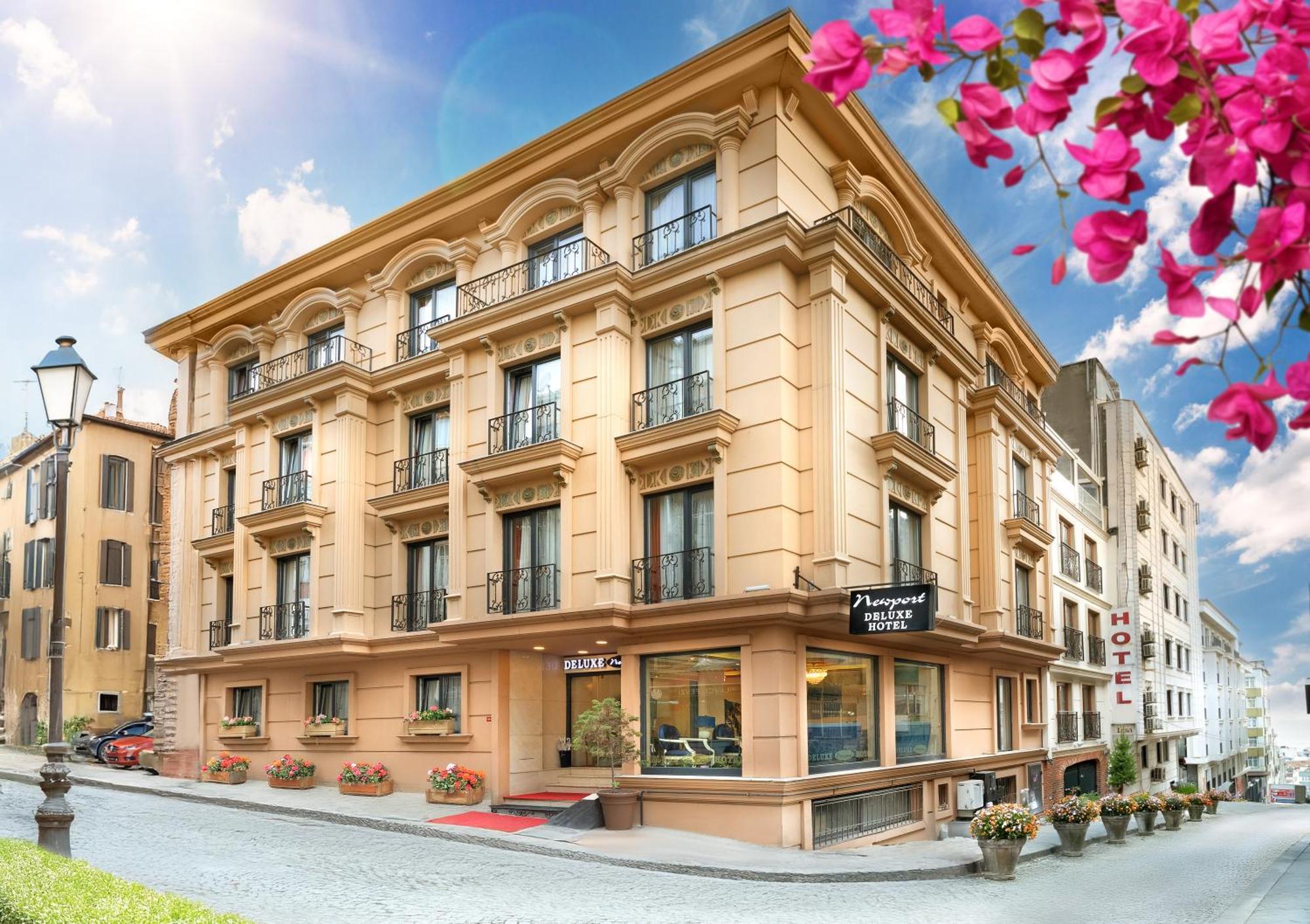 Deluxe Newport - Old 3* Istanbul