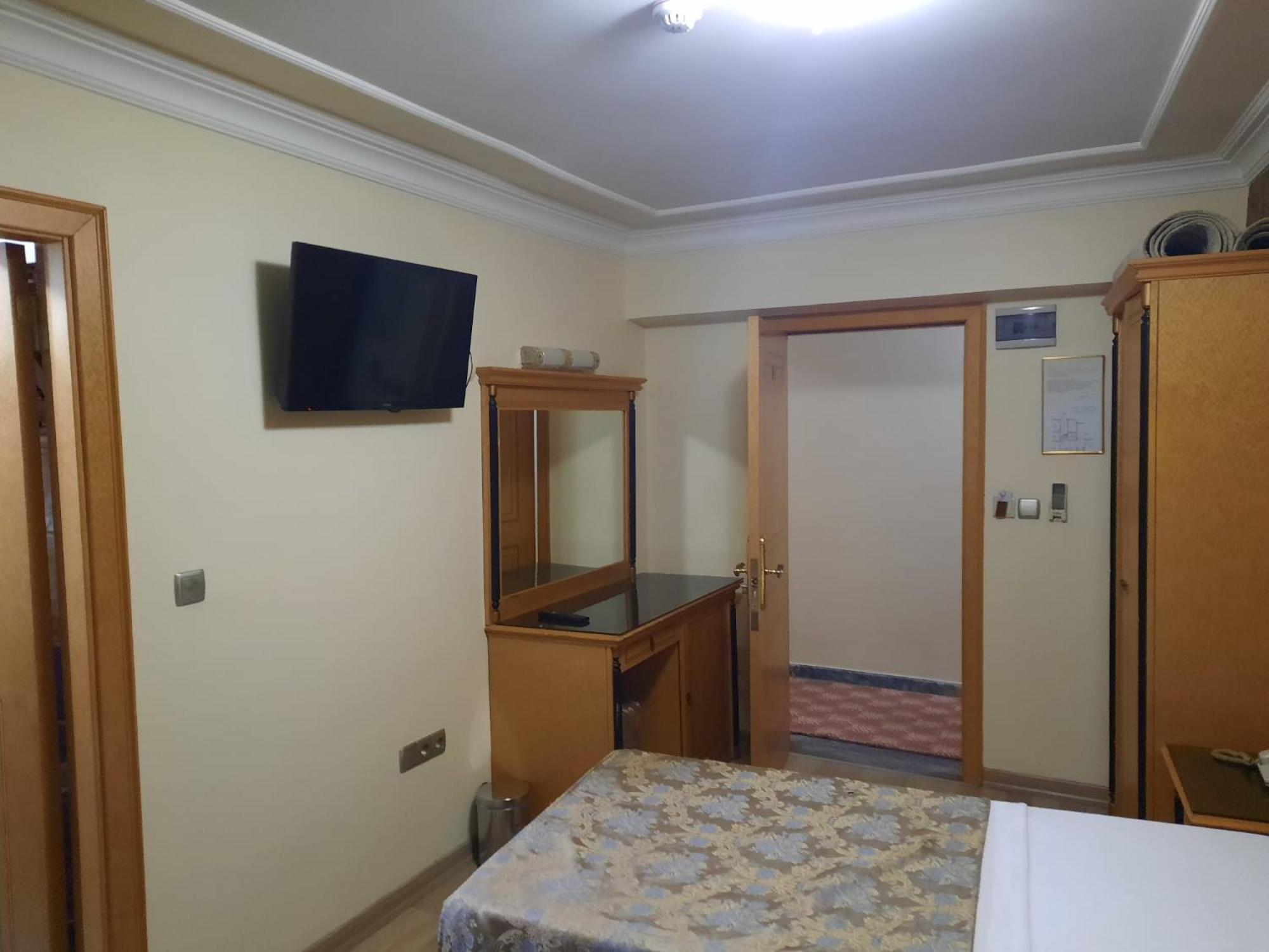 Hotel Grand Hisar
