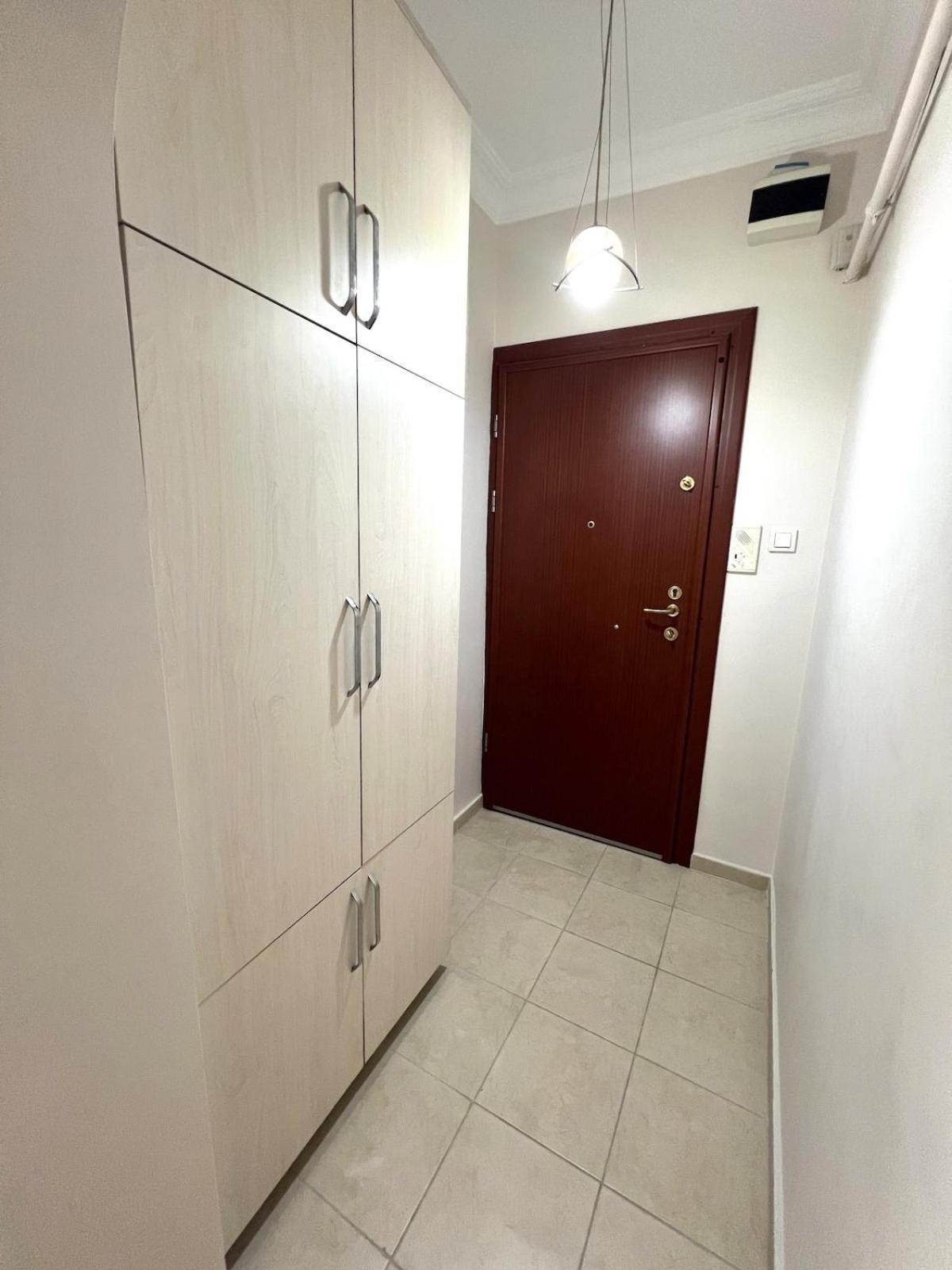 Apartment Modern 2-br Near Yildiz Metro Station *